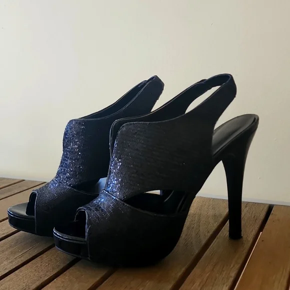 Spring black high heels - Picture 2 of 4